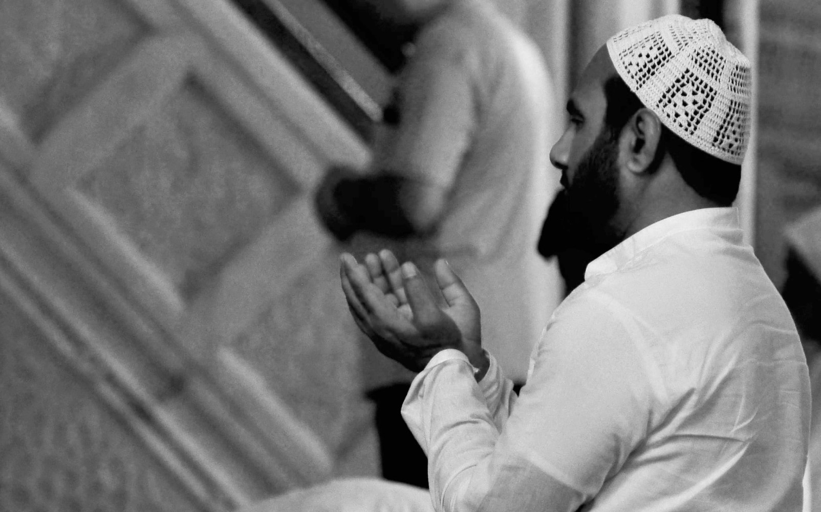 ANJURAN UNTUK BERDOA