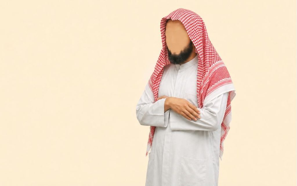 KEAGUNGAN DOA ISTIFTAH DAN KEBERKAHAN NAMA ALLAH DALAM IBADAH