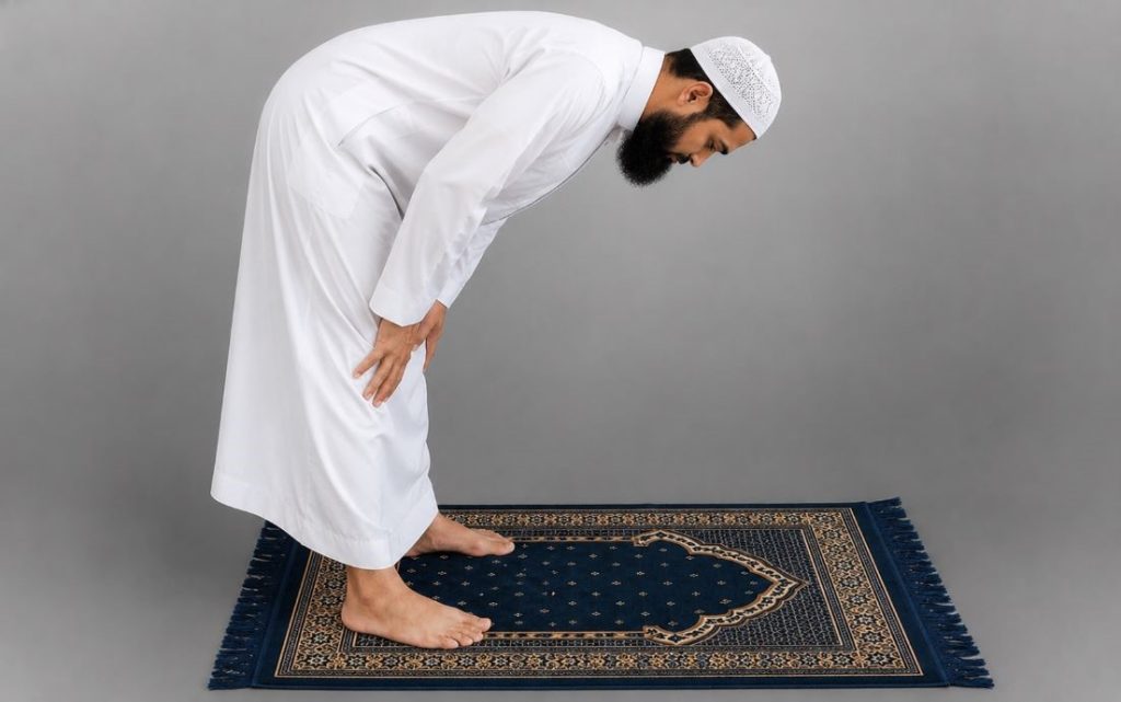 SIFAT SHALAT NABI SHALLALLAHU ‘ALAIHI WA SALLAM DAN PENJELASANNYA
